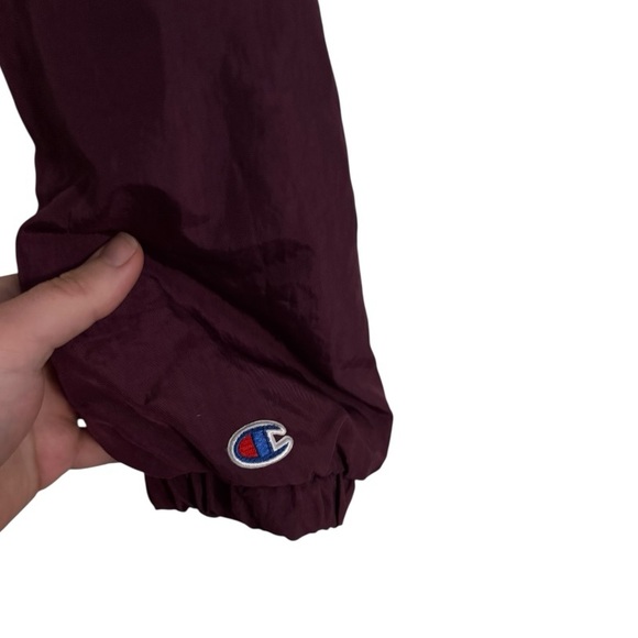 Champion Maroon and Cream Windbreaker - Picture 5 of 9